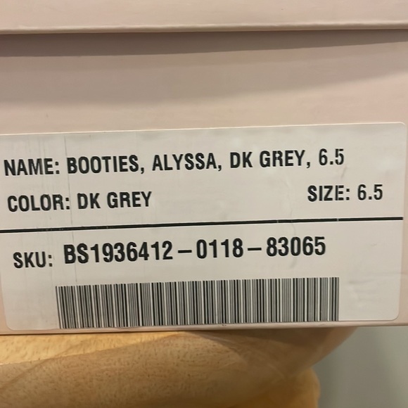 Dark grey booties - Picture 11 of 11